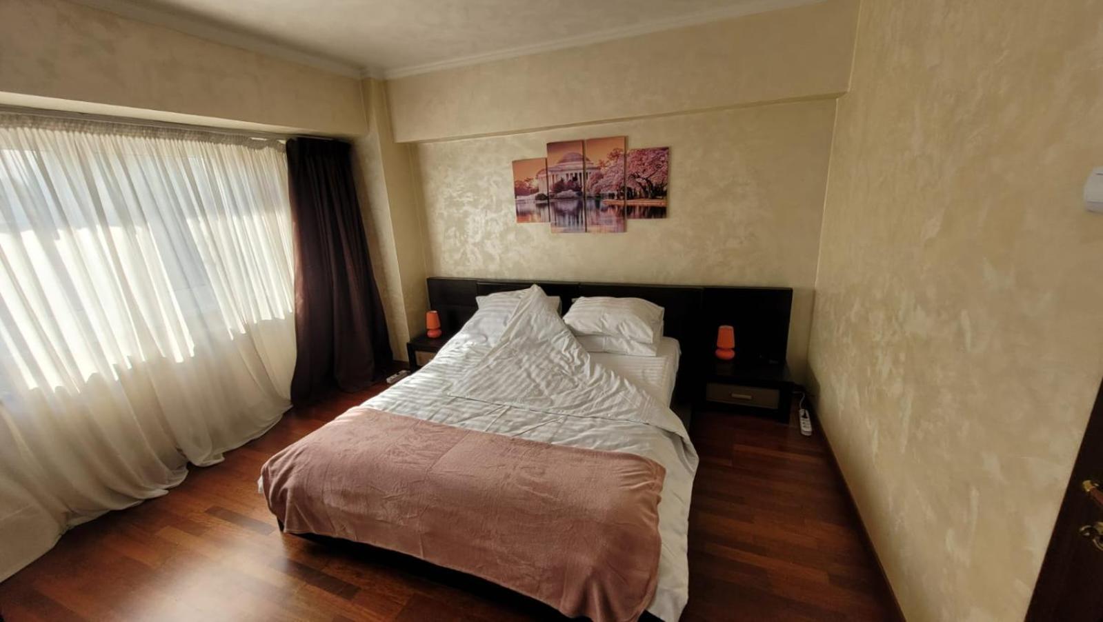 Downtown Top Apartments Бухарест Экстерьер фото